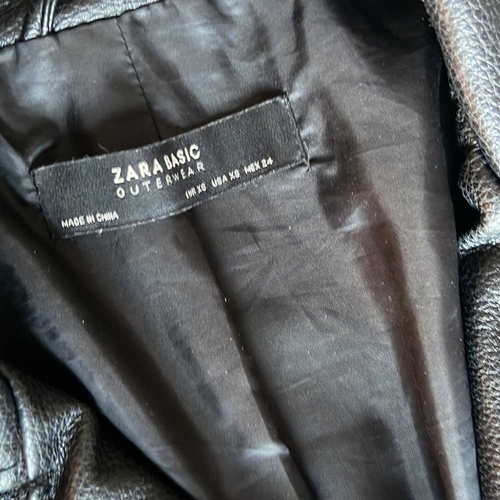 Zara basics xs gorgeous Black leather women’s coat jacket with zippers - Picture 5 of 6